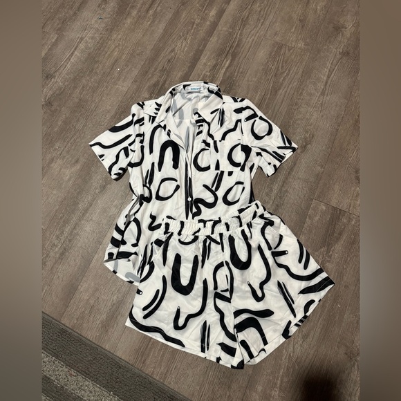 KIDLOVE  2 pieces set ✨ - Picture 3 of 13